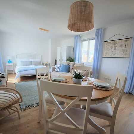 Pb Ferienwohnungen - Fewo 5 - Stilvoll Eingerichtetes Studio Im Herzen Senftenbergs Esterno foto